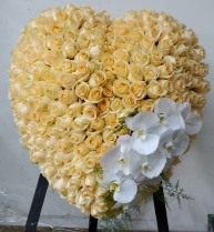 心形花牌#H14｜白事花牌｜帛事花籃・帛事花牌 即日送達｜香港帛事花店