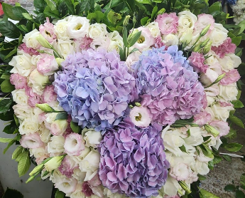 心形花牌#H8｜白事花牌｜帛事花籃・帛事花牌 即日送達｜香港帛事花店