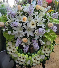 西式帛事花圈#A9｜白事花牌｜帛事花籃・帛事花牌 即日送達｜香港帛事花店